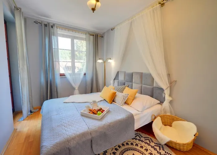 Funkcjonalne I Stylowe Sun Seasons 24 W Karpaczu By Renters Apartment Karpacz