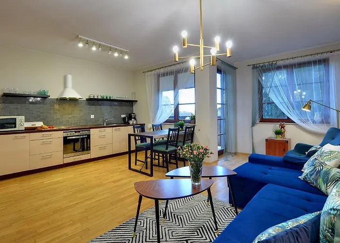 Funkcjonalne I Stylowe Sun Seasons 24 W Karpaczu By Renters Apartment Karpacz