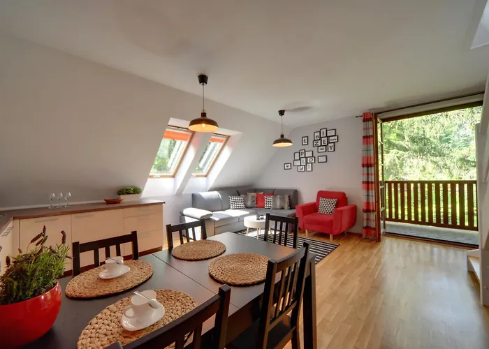 Funkcjonalne I Stylowe Sun Seasons 24 W Karpaczu By Renters Apartment *