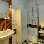 아파트 Funkcjonalne I Stylowe Sun Seasons 24 W Karpaczu By Renters