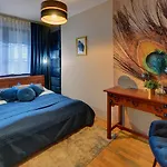 Funkcjonalne I Stylowe Sun Seasons 24 W Karpaczu By Renters 카르파츠