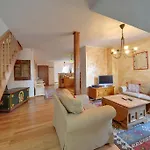 Funkcjonalne I Stylowe Sun Seasons 24 W Karpaczu By Renters