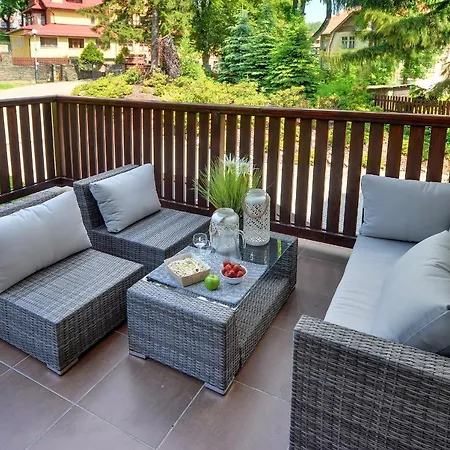 Funkcjonalne I Stylowe Sun Seasons 24 W Karpaczu By Renters Apartman
