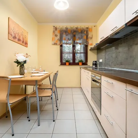 Funkcjonalne I Stylowe Sun Seasons 24 W Karpaczu By Renters Apartamento *