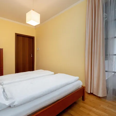 Apartman Funkcjonalne I Stylowe Sun Seasons 24 W Karpaczu By Renters