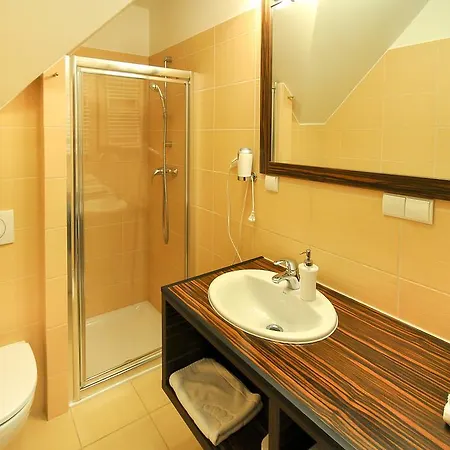 Funkcjonalne I Stylowe Sun Seasons 24 W Karpaczu By Renters Apartman