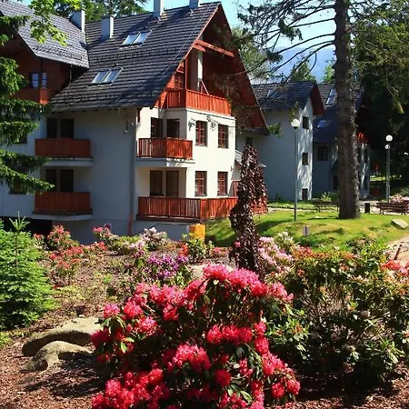 Funkcjonalne I Stylowe Sun Seasons 24 W Karpaczu By Renters Apartman Karpacz