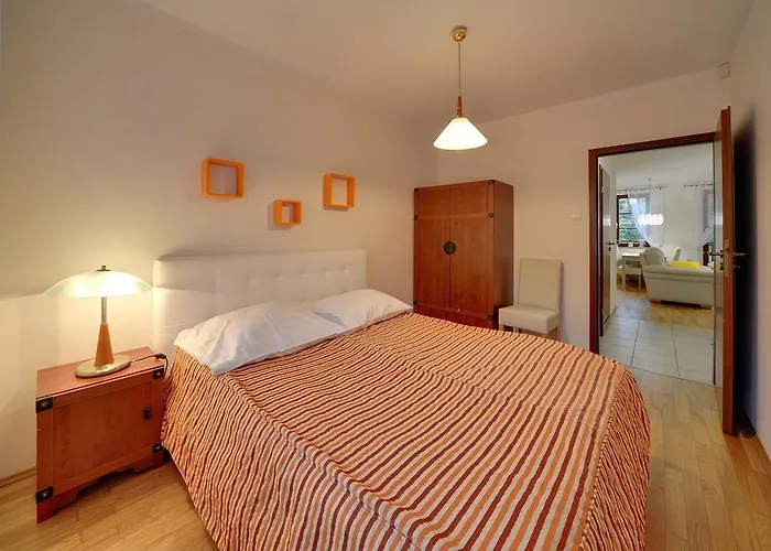 Funkcjonalne I Stylowe Apartamenty Sun Seasons 24 W Karpaczu By Noclegi Renters Apartment *